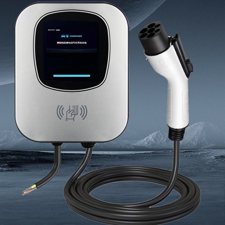 Pengisi Daya EV Tesla 7 Kilowatt Kartu Gesek 220v Tipe 1 Dengan Layar LED